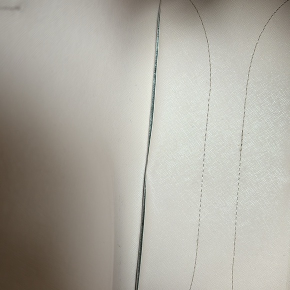 KP tote with open top with dog clip closure with red wine color wristlet pouch! - Picture 11 of 11